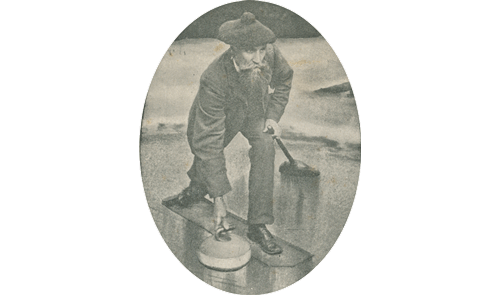 Äldre svartvitt foto Thomas Thorburn spelar curling